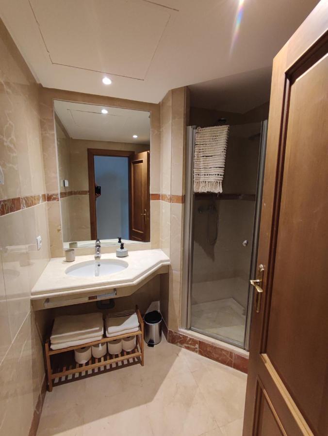 Costalita On The Beach - 3 Bedroom Cosy Apartment Эстепона Экстерьер фото