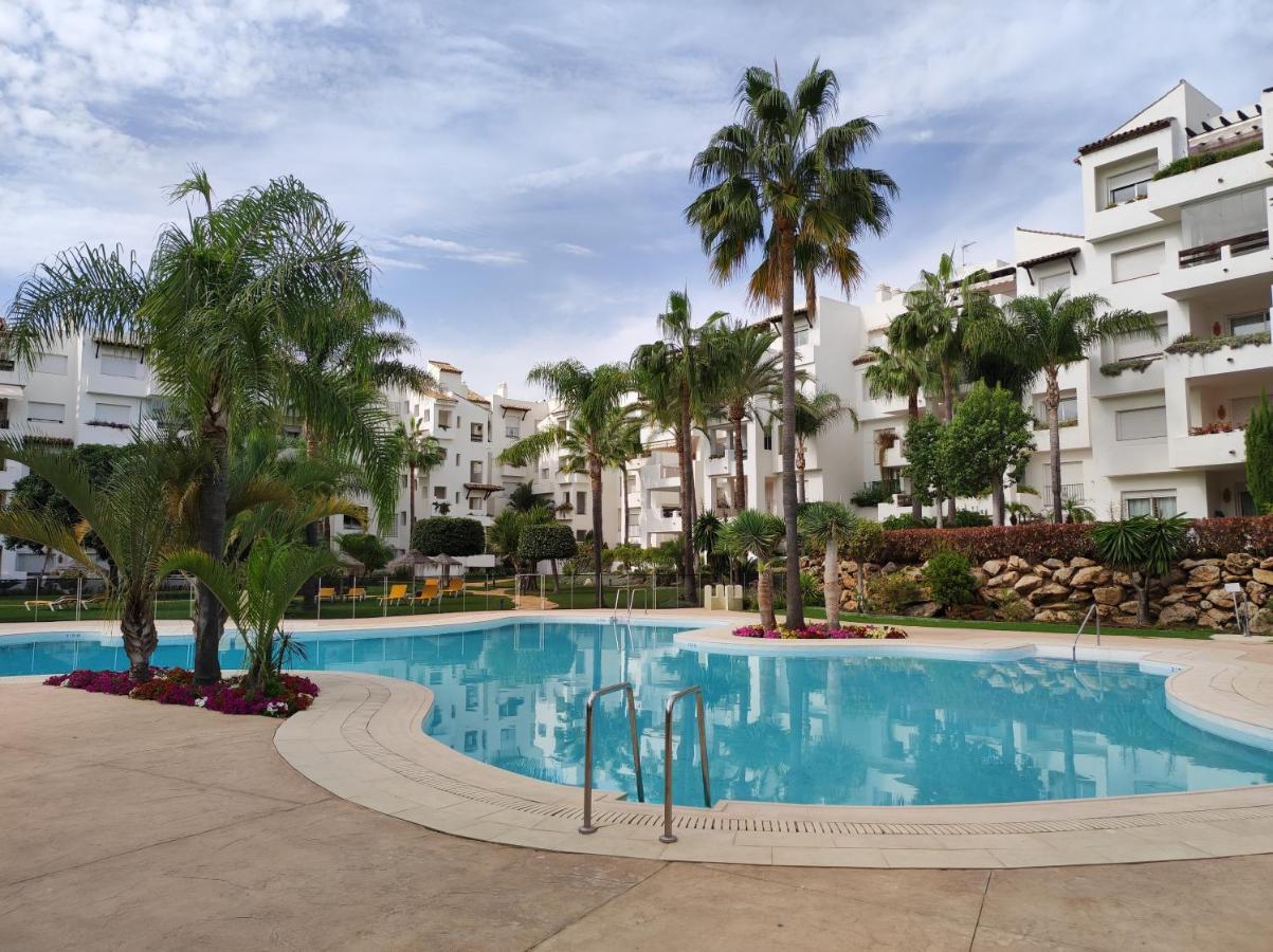 Costalita On The Beach - 3 Bedroom Cosy Apartment Эстепона Экстерьер фото