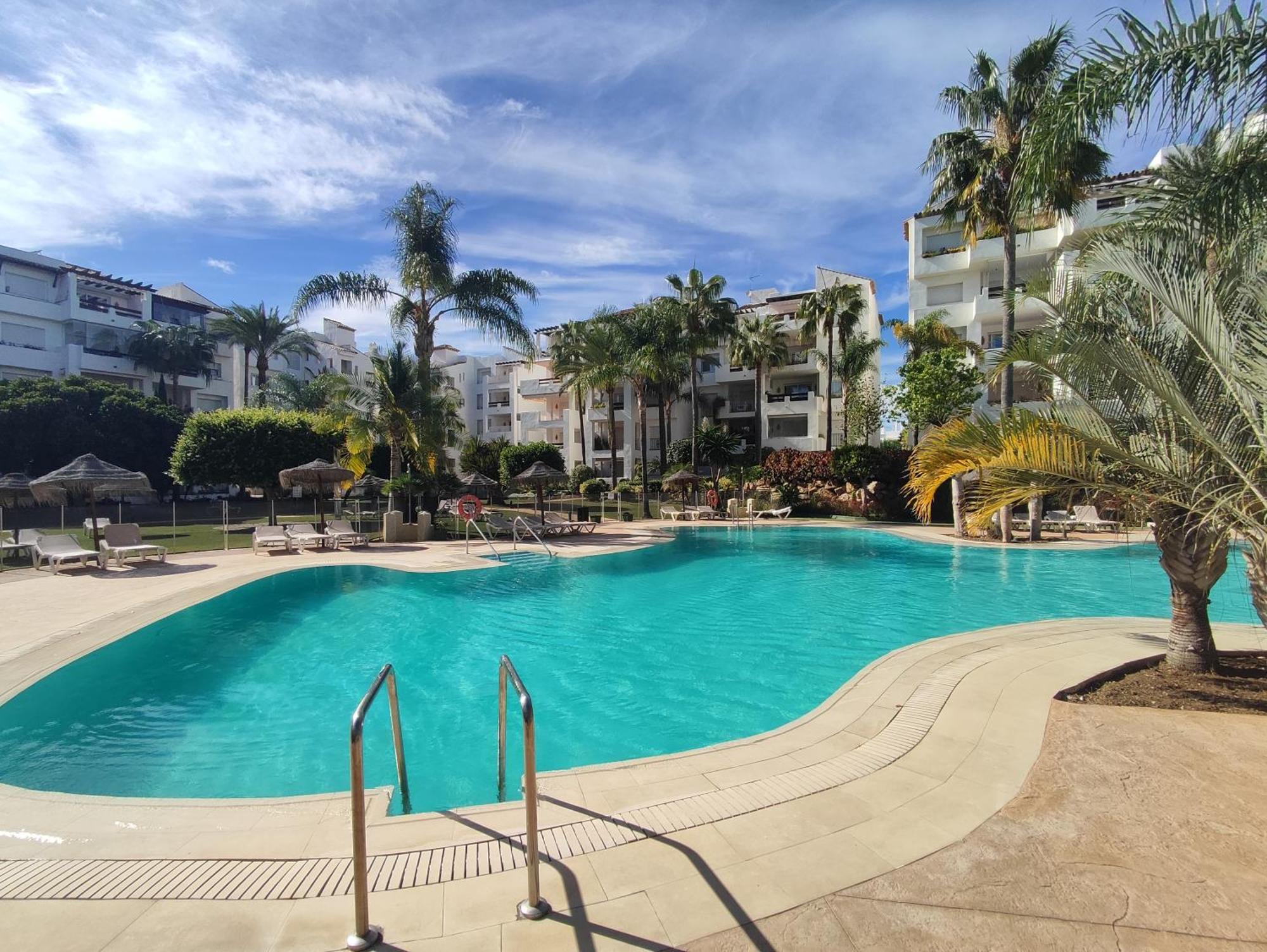 Costalita On The Beach - 3 Bedroom Cosy Apartment Эстепона Экстерьер фото